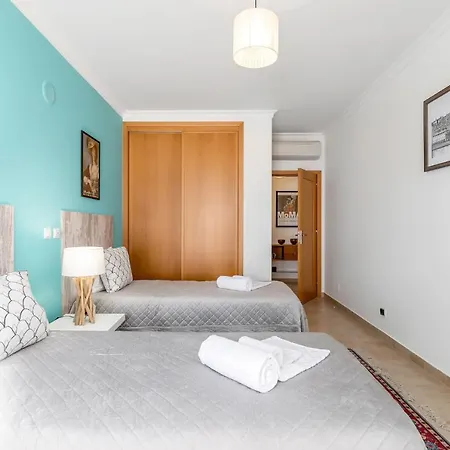 Luxury Penthouse Near Center #1933 * Lagos