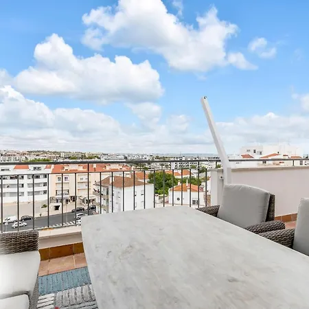 Apartamento Luxury Penthouse Near Center #1933